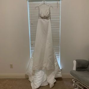 Jasmine Ivory Wedding Dress - NWT